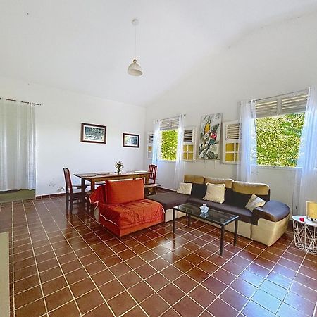 Apartamento <CASA COLIBRI> La Désirade Les Galets Exterior foto